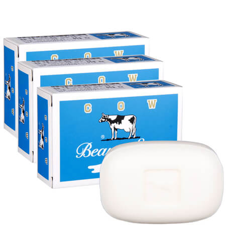 Cow Brand Beauty Soap Refresh สบู่น้ำนมกล่องฟ้ากลิ่นจัสมิน ให้ฟองที่หนาและนุ่มหลังจากล้างสบู่ออกจากร่างกายของคุณผิวของคุณจะรู้สึกสดชื่น กลิ่นหอมของดอกมะลิสด ดีทั้งกับผิวกายและผิวใบหน้าของคุณ 